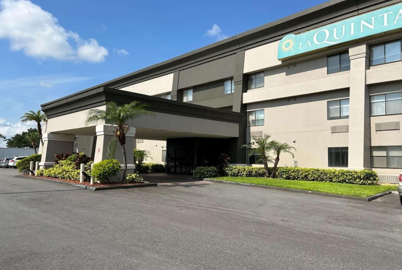 La Quinta By Wyndham Orlando South Hotel Williamsburg Exterior foto